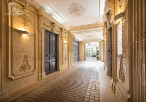 Le Pavillon Ponthieu - Champs-Élysées